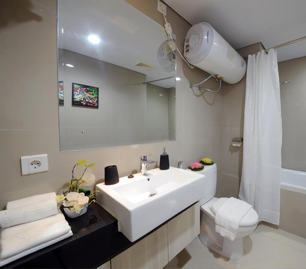 Azalea Suites Cikarang By Jayakarta Group Eksteriør billede