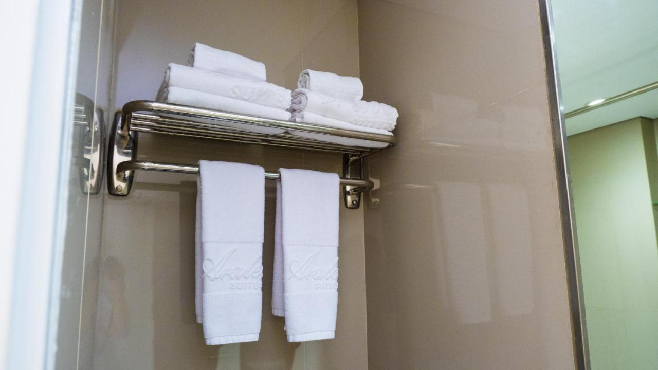 Azalea Suites Cikarang By Jayakarta Group Eksteriør billede