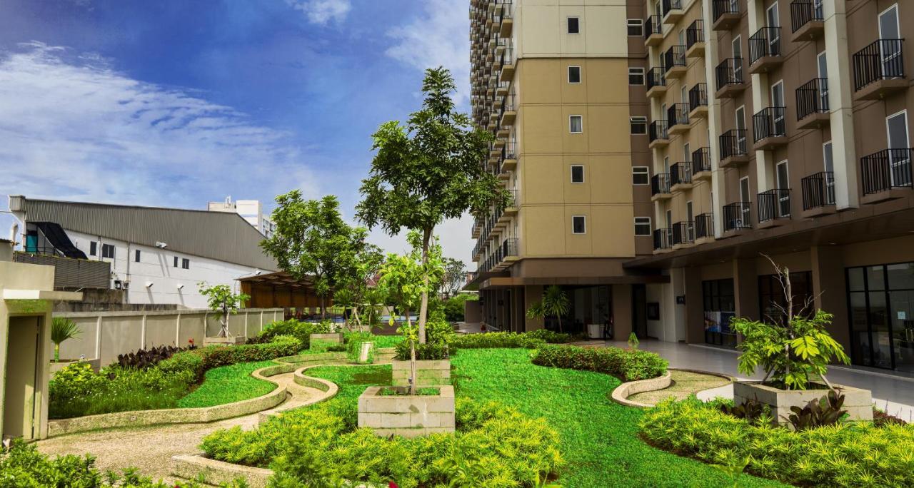 Azalea Suites Cikarang By Jayakarta Group Eksteriør billede