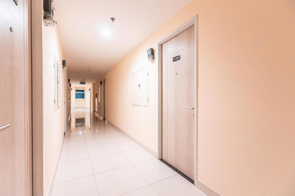 Azalea Suites Cikarang By Jayakarta Group Eksteriør billede