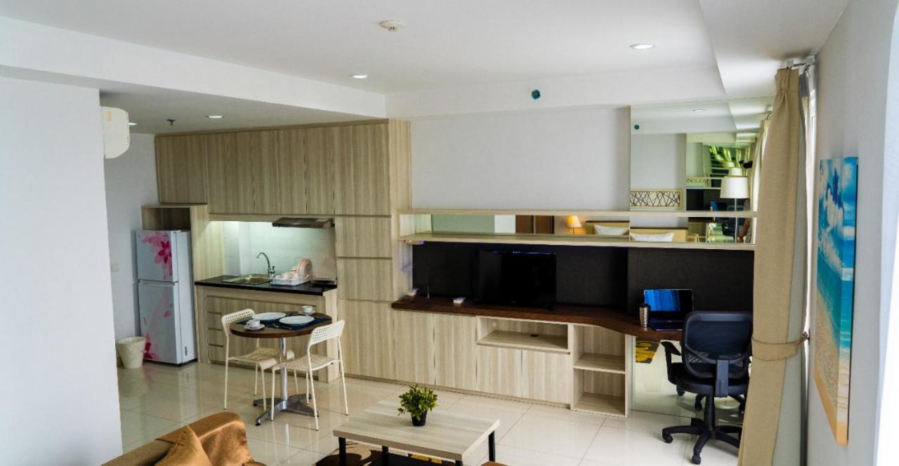 Azalea Suites Cikarang By Jayakarta Group Eksteriør billede